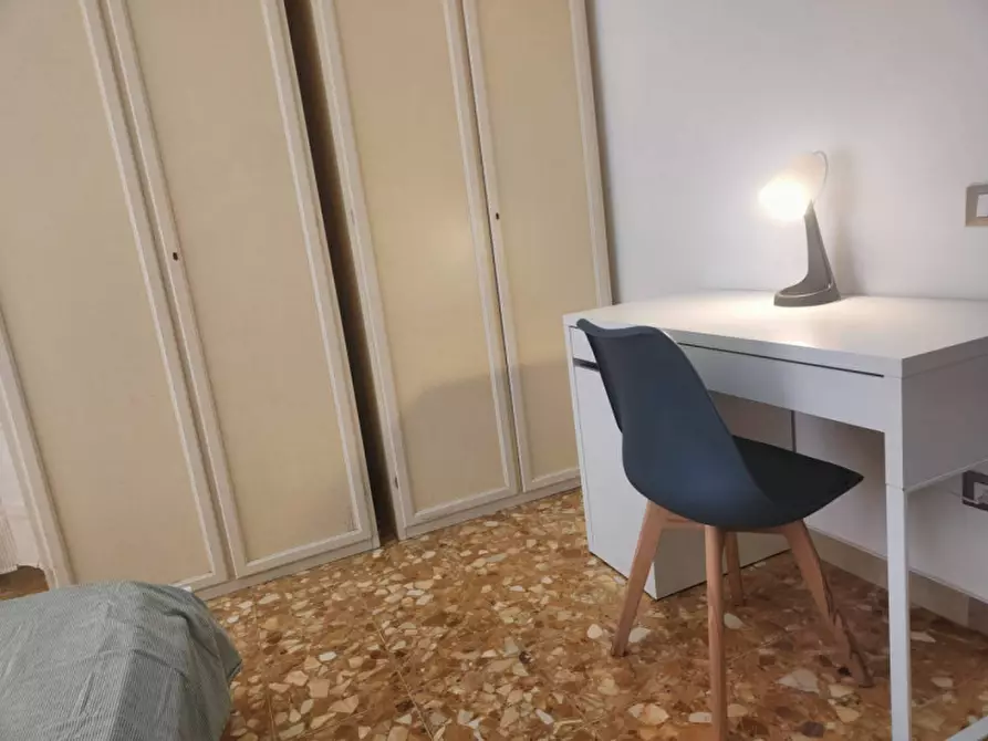 Immagine 6 di Camera in affitto  in VIA IV NOVEMBRE 3 a Macerata