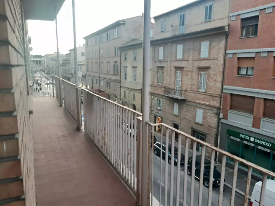 Immagine 11 di Camera in affitto  in VIA IV NOVEMBRE 3 a Macerata