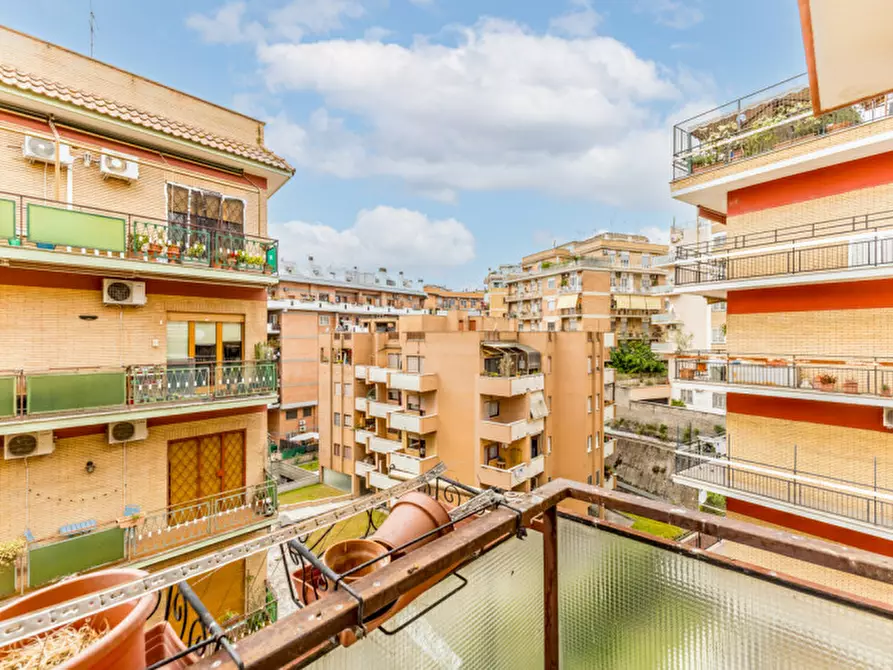 Immagine 18 di Appartamento in vendita  in Via Franco Sacchetti a Roma