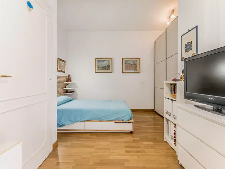 Immagine 23 di Appartamento in vendita  in Via Franco Sacchetti a Roma