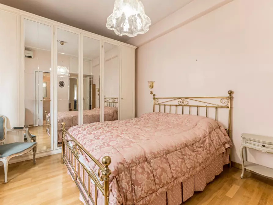 Immagine 27 di Appartamento in vendita  in Via Franco Sacchetti a Roma