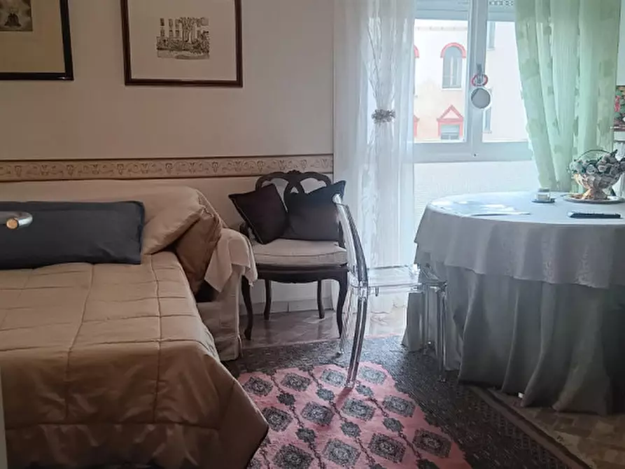 Immagine 1 di Camera in affitto  in Via Mainoni d’Intignano 4 a Milano