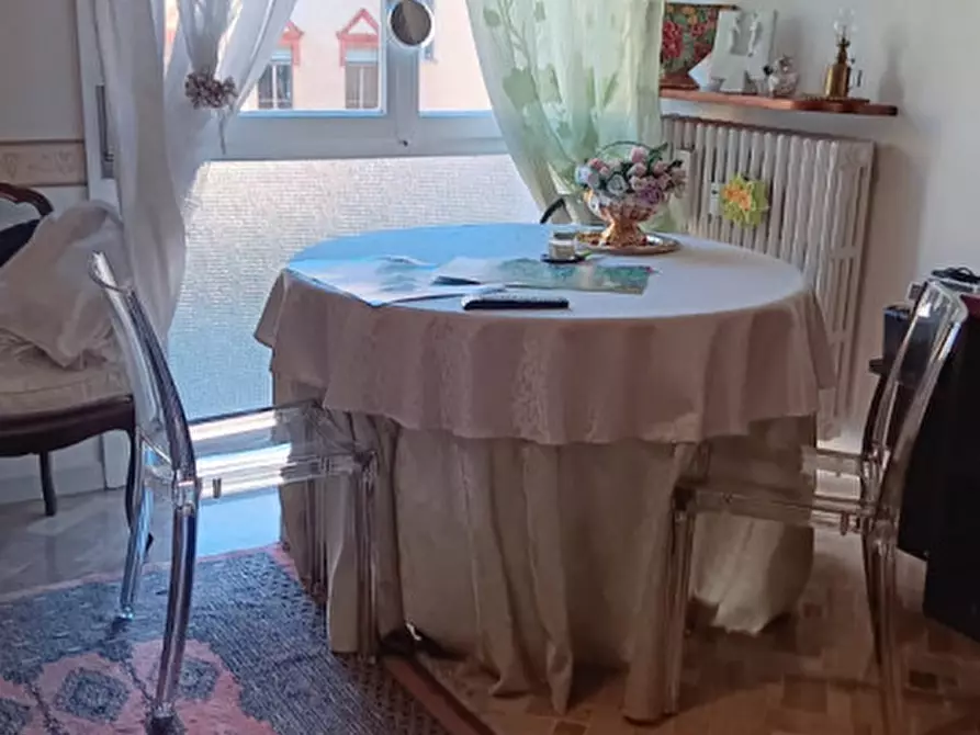 Immagine 4 di Camera in affitto  in Via Mainoni d’Intignano 4 a Milano