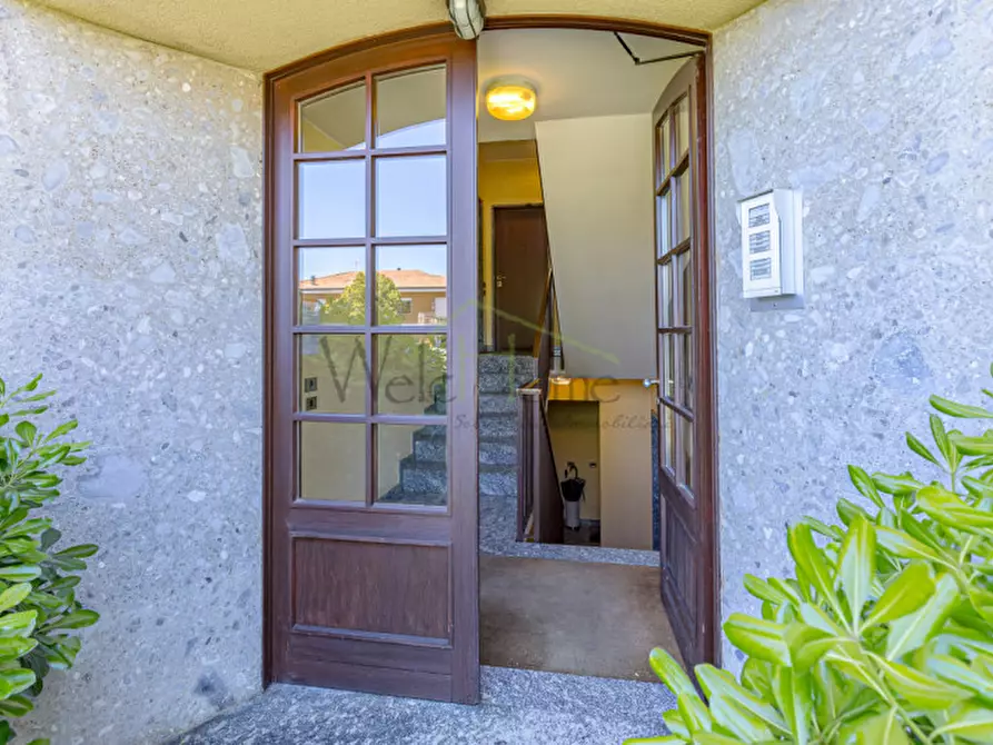 Immagine 3 di Appartamento in vendita  in Via Galileo Galilei 18 a Lurago D'erba