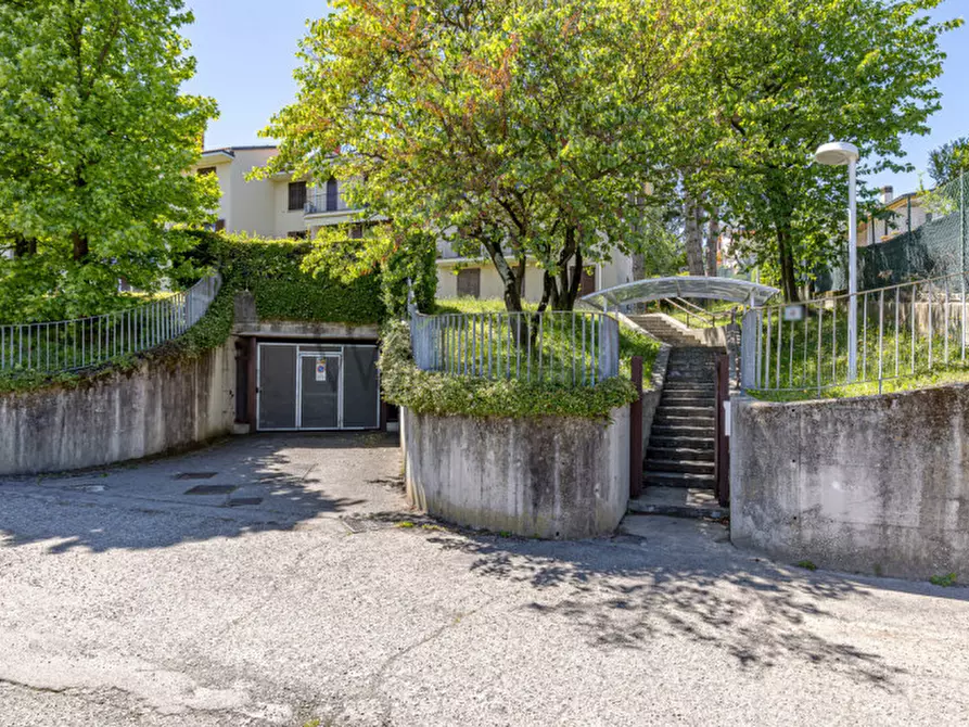 Immagine 32 di Appartamento in vendita  in Via Galileo Galilei 18 a Lurago D'erba