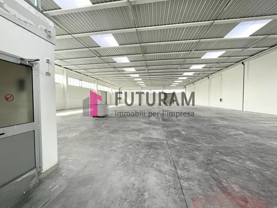 Immagine 4 di Capannone industriale in affitto  in VIA ROMA 1 a Mira