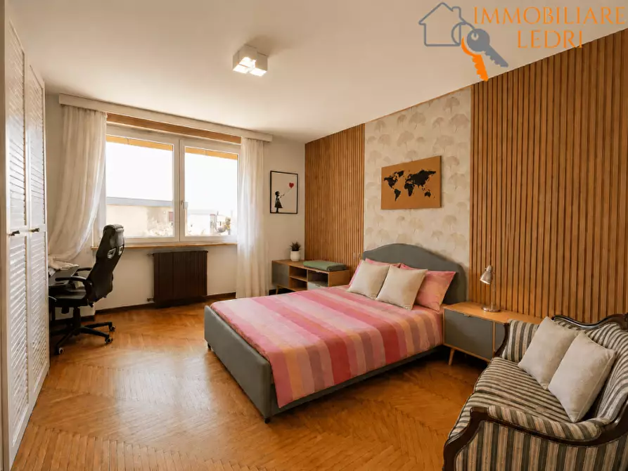 Immagine 15 di Villa in vendita  in Via XX Settembre a Bardolino