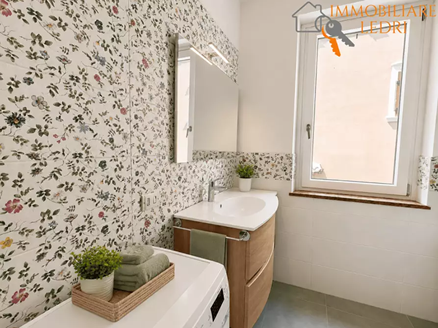 Immagine 20 di Villa in vendita  in Via XX Settembre a Bardolino