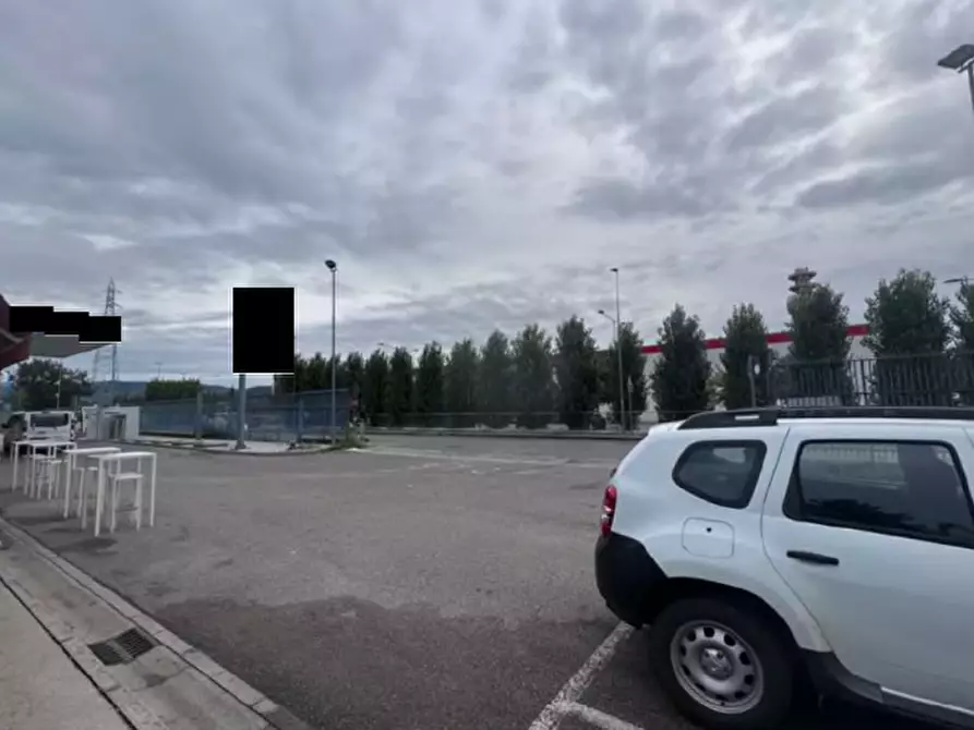 Immagine 3 di Palazzo in vendita  in Via Monti Lessini 175 a Verona