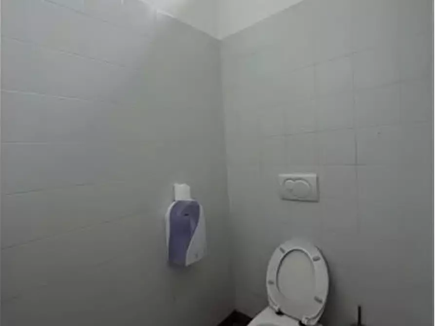 Immagine 14 di Palazzo in vendita  in Via Monti Lessini 175 a Verona