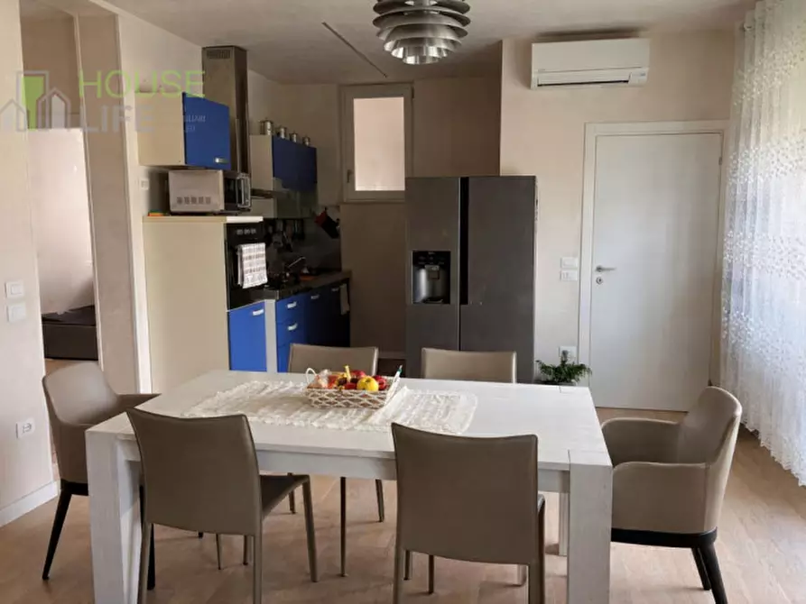 Immagine 3 di Appartamento in vendita  in Via Padre Leopoldo a Thiene
