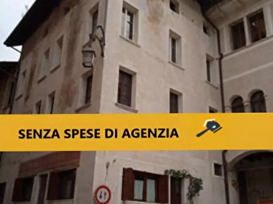 Immagine 1 di Appartamento in vendita  in Piazza Vittorio Emanuele n. 9/A, 32032 Feltre Belluno a Feltre