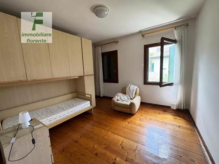 Immagine 10 di Casa indipendente in vendita  in VIA BRANDOLESE a Padova
