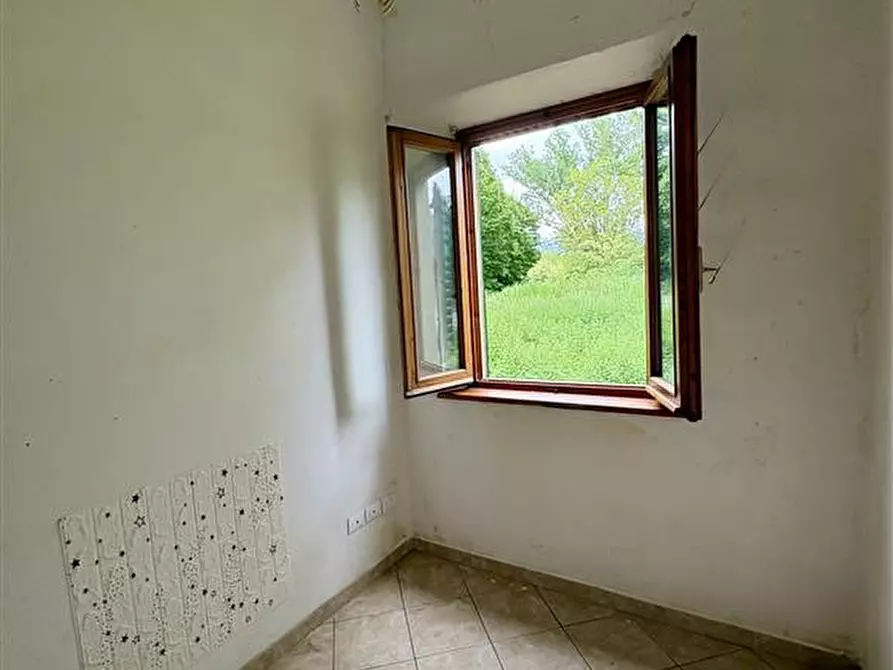Immagine 10 di Appartamento in vendita  in via ponte mocarini a Terranuova Bracciolini