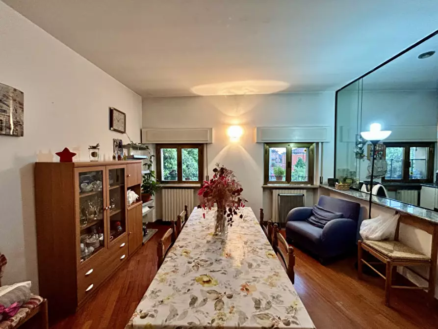 Immagine 4 di Appartamento in vendita  in via belfiore a Verona