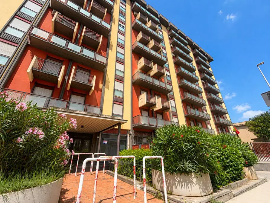 Immagine 1 di Appartamento in vendita  a Palermo
