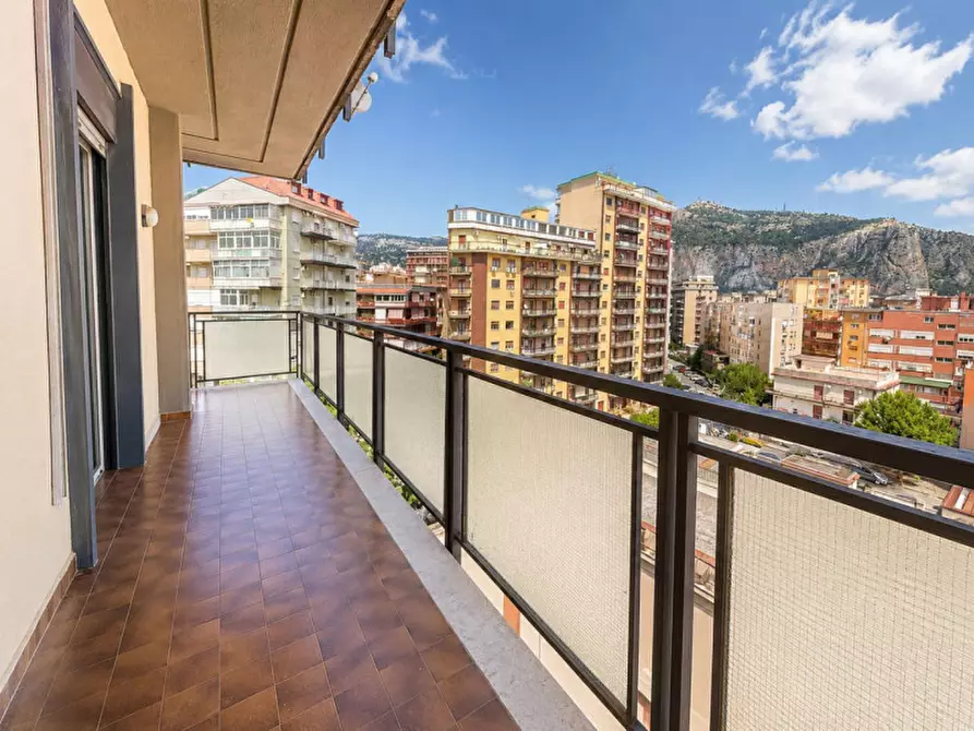 Immagine 8 di Appartamento in vendita  a Palermo