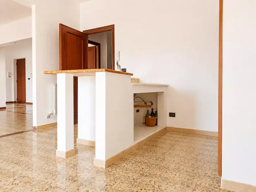 Immagine 16 di Appartamento in vendita  a Palermo