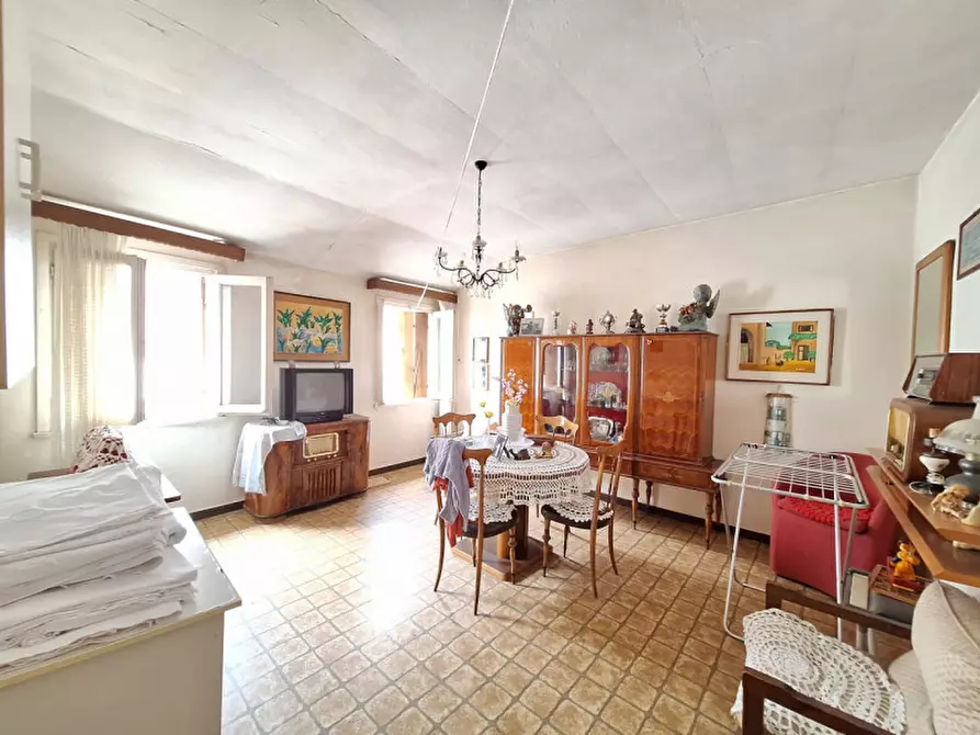 Immagine 17 di Appartamento in vendita  in Via Nino Bedendo a Rovigo