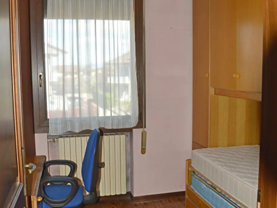 Immagine 8 di Casa indipendente in vendita  in Via Giacomo Leopardi 7 tombolo a Tombolo