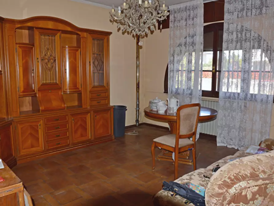 Immagine 11 di Casa indipendente in vendita  in Via Giacomo Leopardi 7 tombolo a Tombolo