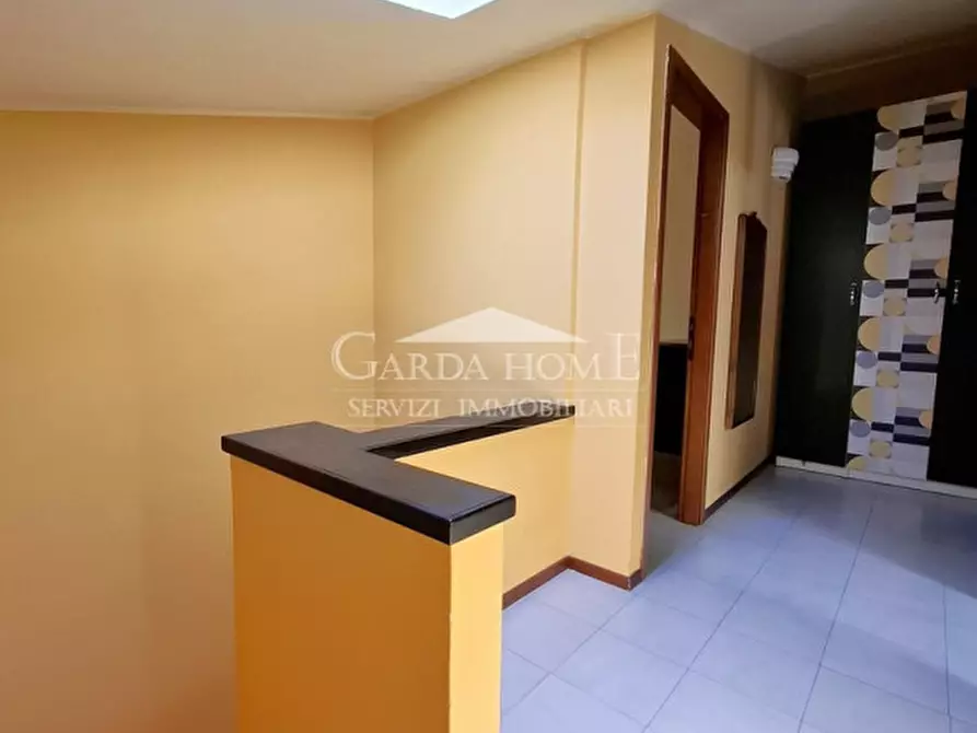 Immagine 19 di Appartamento in vendita  in Piazza Matteotti a Desenzano Del Garda