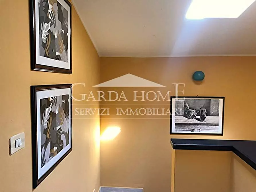 Immagine 22 di Appartamento in vendita  in Piazza Matteotti a Desenzano Del Garda