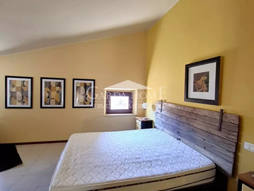 Immagine 24 di Appartamento in vendita  in Piazza Matteotti a Desenzano Del Garda