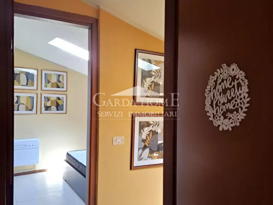 Immagine 30 di Appartamento in vendita  in Piazza Matteotti a Desenzano Del Garda