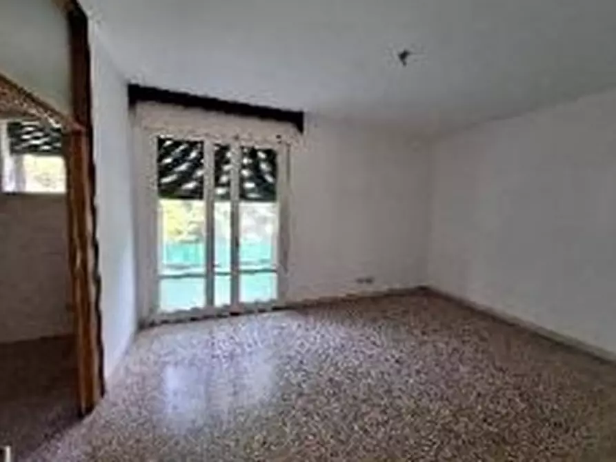 Immagine 4 di Appartamento in vendita  in Via Vallenari 9 a Venezia