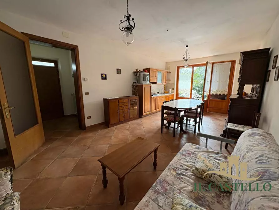 Immagine 3 di Agriturismo in vendita  a Castiglione Del Lago