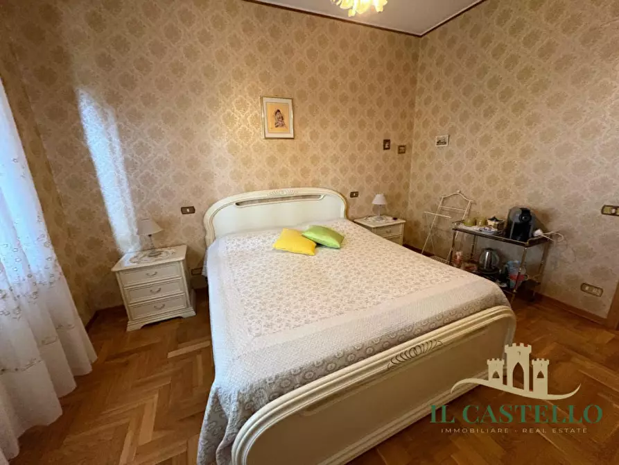 Immagine 35 di Agriturismo in vendita  a Castiglione Del Lago