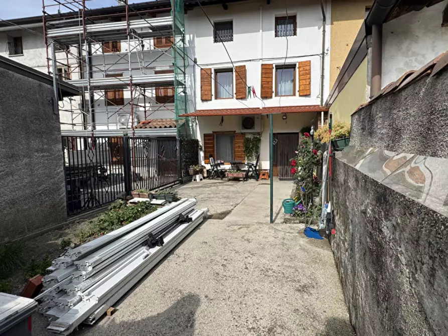 Immagine 4 di Villetta a schiera in vendita  in VIA BRAZZANO a Cormons