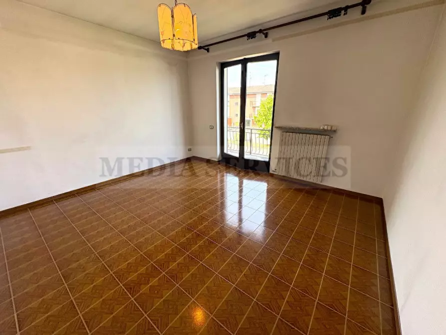 Immagine 15 di Villa in vendita  in via Giacomo Brodolini n° 7 a Casteggio