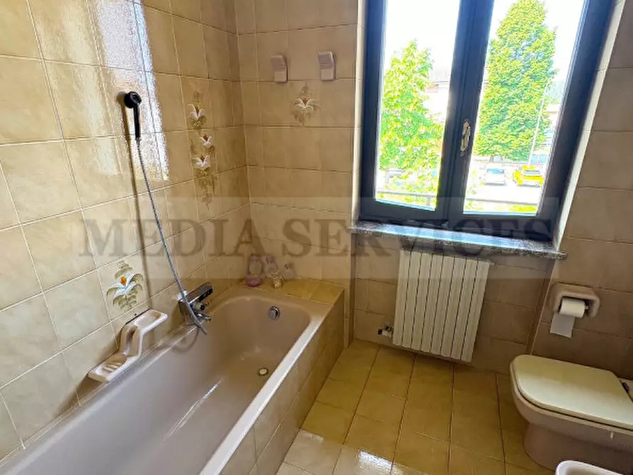 Immagine 19 di Villa in vendita  in via Giacomo Brodolini n° 7 a Casteggio