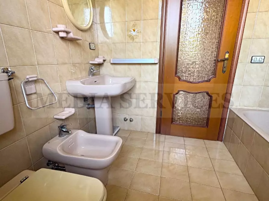 Immagine 20 di Villa in vendita  in via Giacomo Brodolini n° 7 a Casteggio