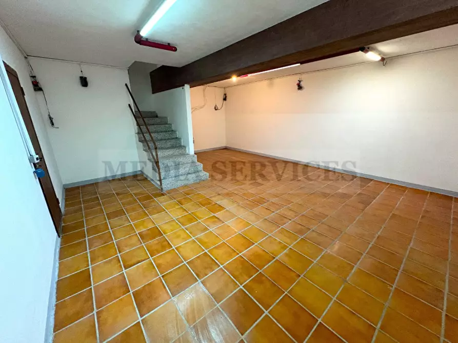 Immagine 36 di Villa in vendita  in via Giacomo Brodolini n° 7 a Casteggio