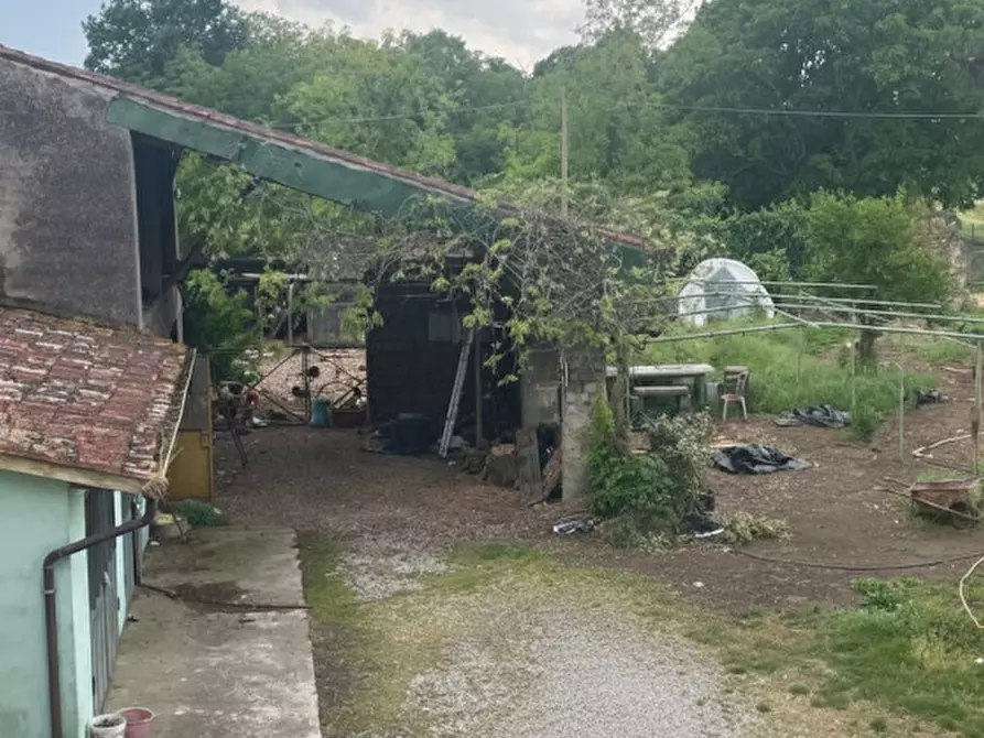 Immagine 1 di Rustico / casale in vendita  in via duca degli abruzzi 126 a Villafranca Di Verona