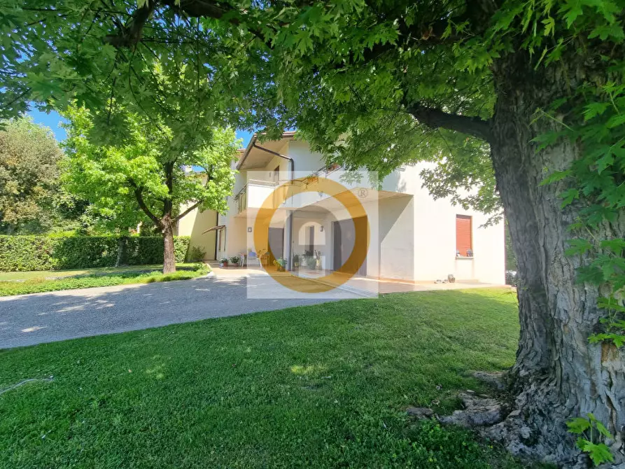 Immagine 2 di Casa indipendente in vendita  a Bassano Del Grappa