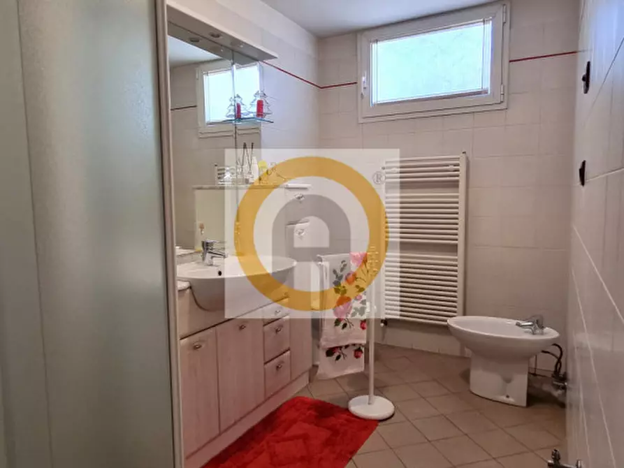 Immagine 15 di Casa indipendente in vendita  a Bassano Del Grappa