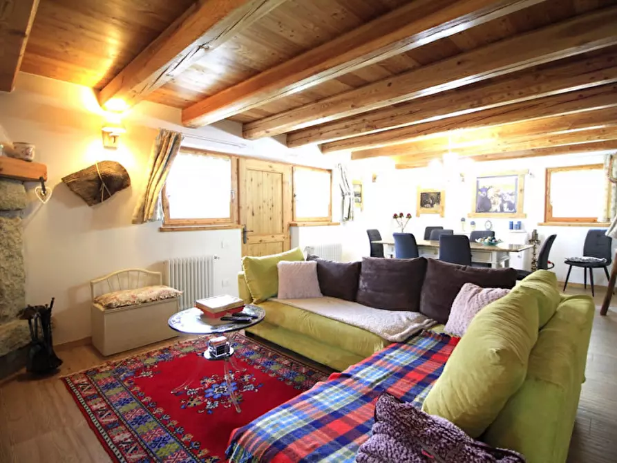 Immagine 11 di Rustico / casale in vendita  in Roncone a Sella Giudicarie
