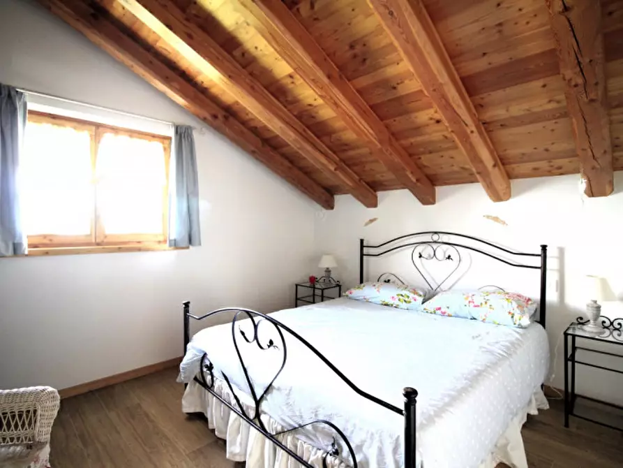 Immagine 23 di Rustico / casale in vendita  in Roncone a Sella Giudicarie