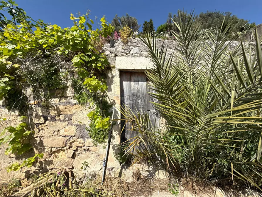 Immagine 19 di Casa indipendente in vendita  a Modica
