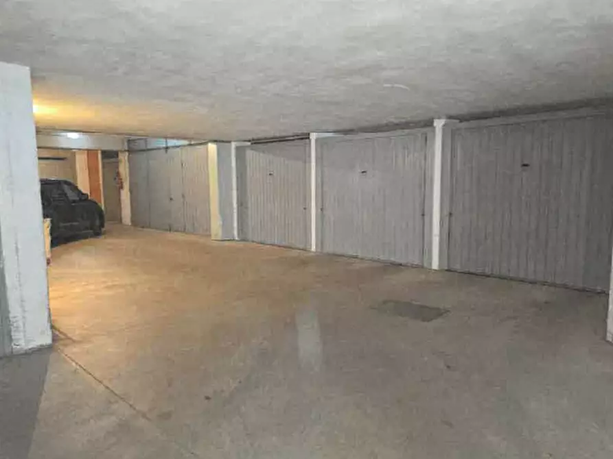 Immagine 2 di Garage in vendita  in Via Peschiera a Feltre