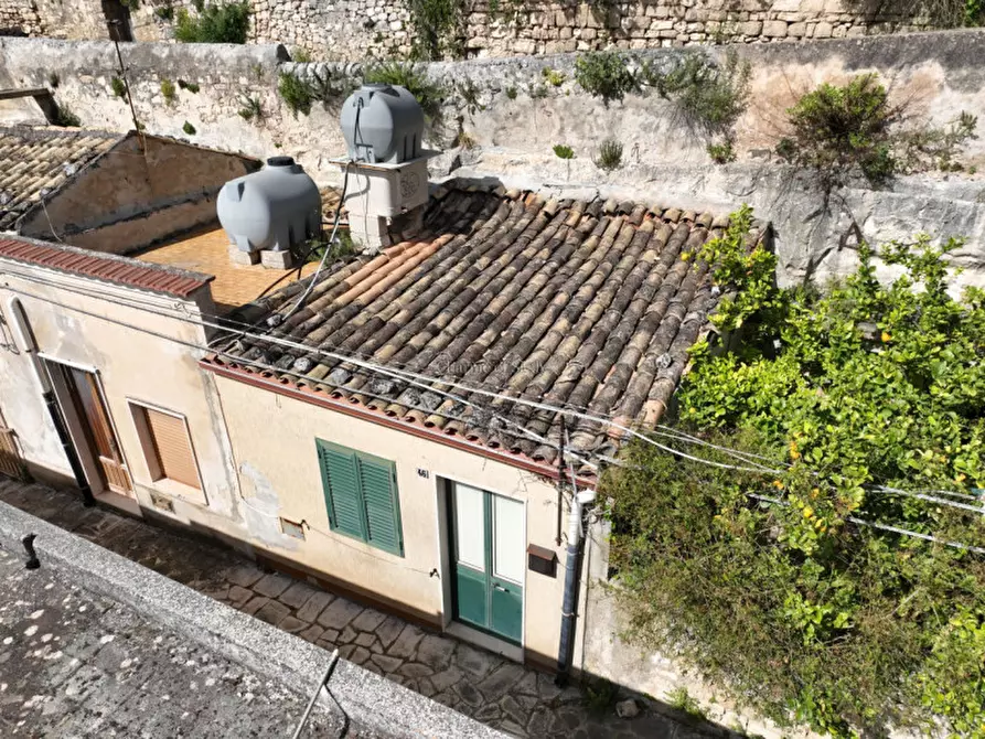 Immagine 2 di Casa indipendente in vendita  a Modica