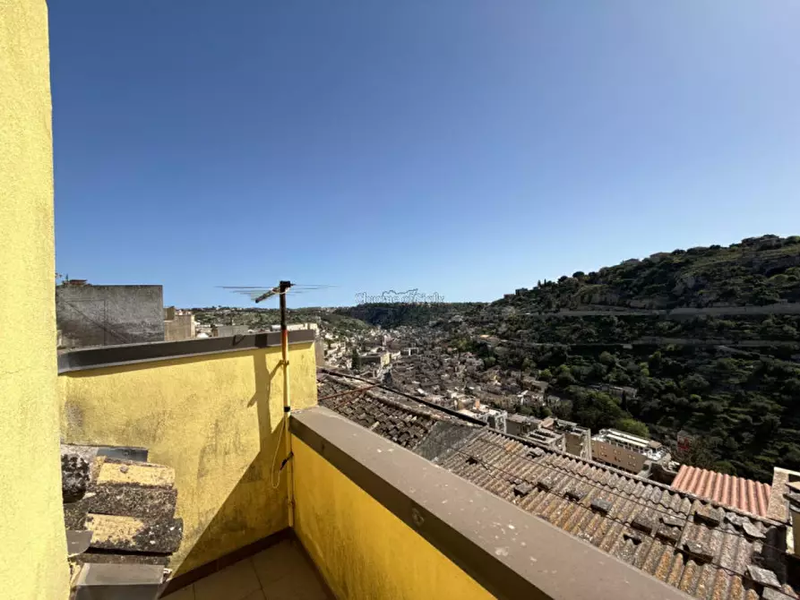 Immagine 7 di Casa indipendente in vendita  a Modica