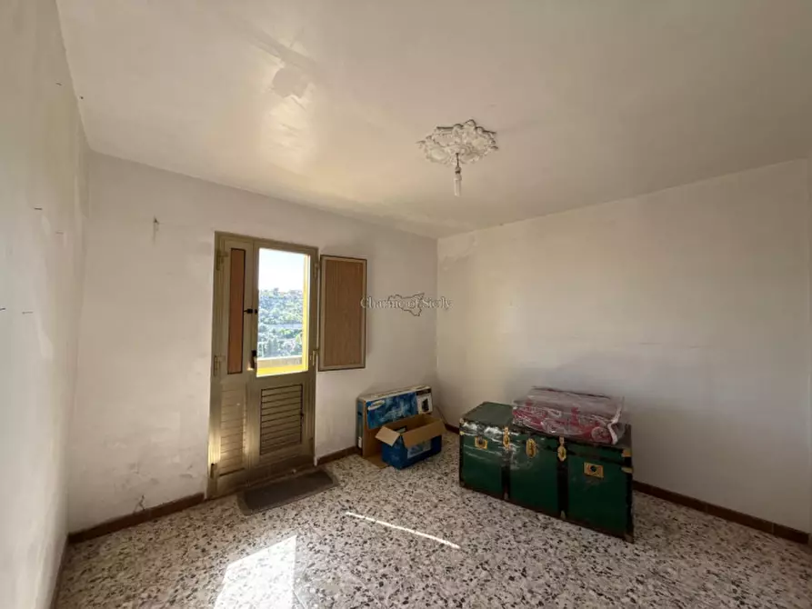 Immagine 15 di Casa indipendente in vendita  a Modica