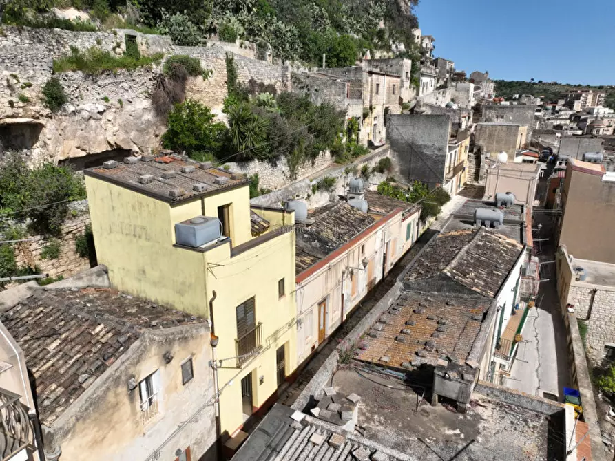 Immagine 21 di Casa indipendente in vendita  a Modica