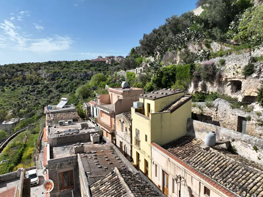 Immagine 22 di Casa indipendente in vendita  a Modica
