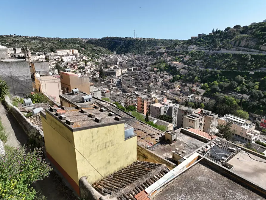 Immagine 23 di Casa indipendente in vendita  a Modica